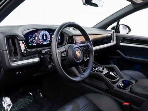 2025 Porsche Cayenne Cayenne