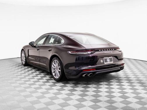 2022 Porsche Panamera 4S