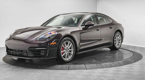 2022 Porsche Panamera 4S