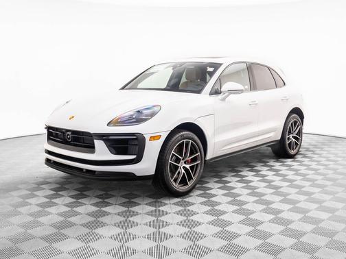 2026 Porsche Macan S