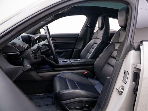 2021 Porsche Taycan Turbo S