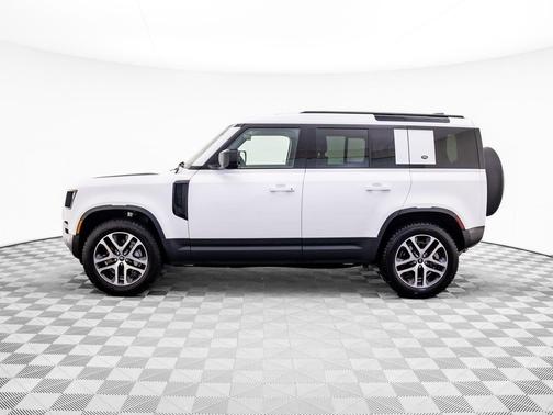 2024 Land Rover Defender 110 P400 S