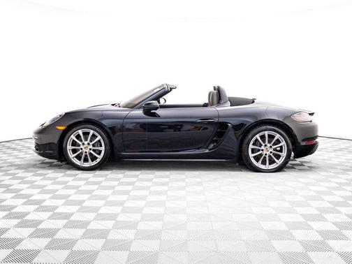 2017 Porsche 718 Boxster 