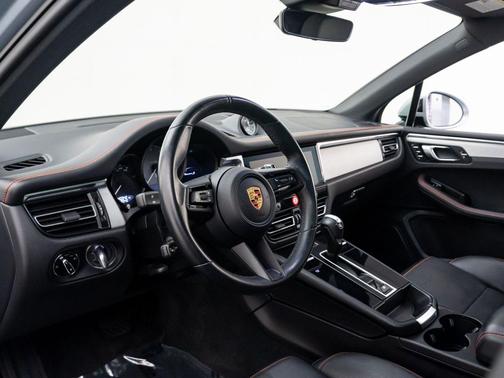 2023 Porsche Macan S