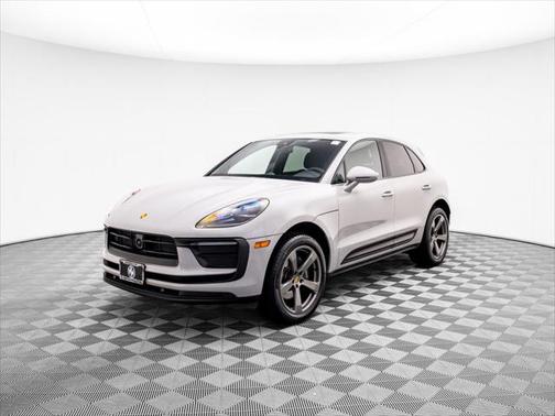 2024 Porsche Macan Base
