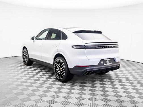 2025 Porsche Cayenne S