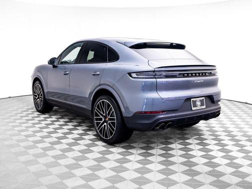 Platinum Silver Metallic 2026 Porsche Cayenne Cayenne