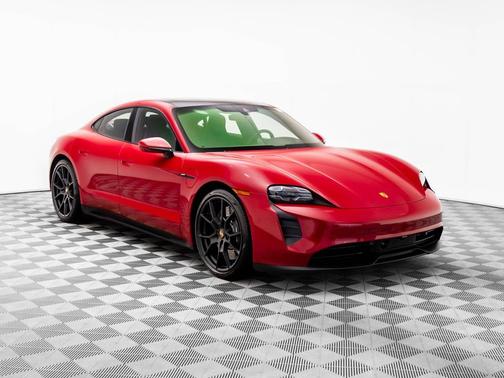 2022 Porsche Taycan GTS