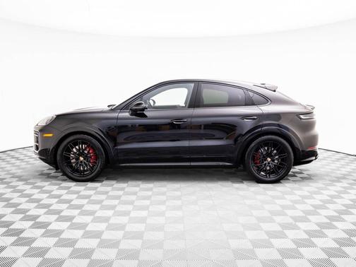 2026 Porsche Cayenne GTS