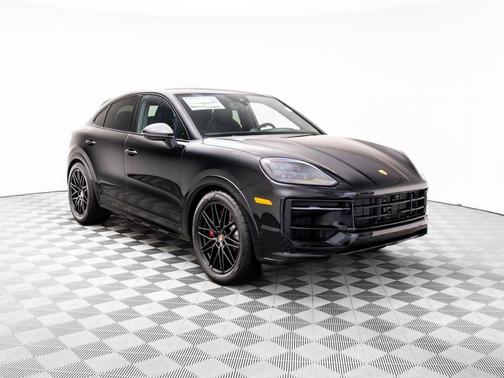 2026 Porsche Cayenne GTS