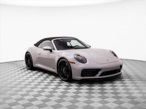 2024 Porsche 911 Carrera 4 GTS