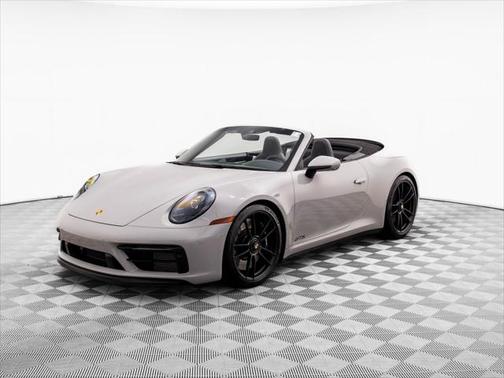2024 Porsche 911 Carrera 4 GTS