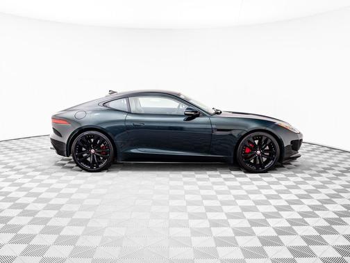 2015 Jaguar F-TYPE R