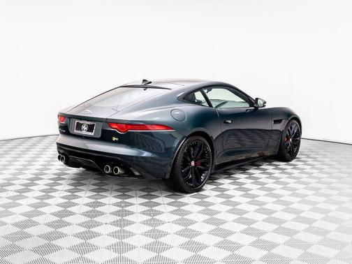 2015 Jaguar F-TYPE R