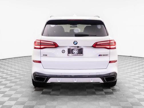 2020 BMW X5 M50i