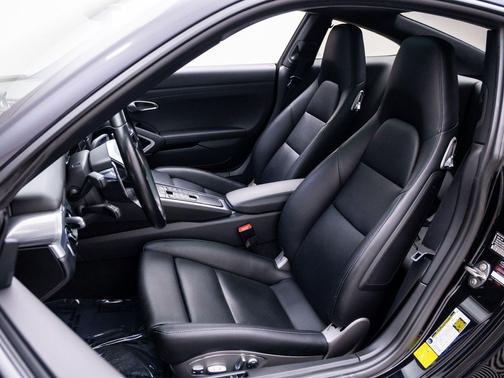 Jet Black Metallic 2017 Porsche 911 Carrera