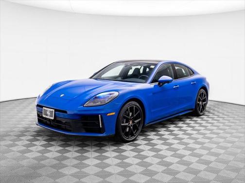 2024 Porsche Panamera 4