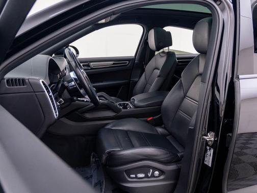 Black 2021 Porsche Cayenne S