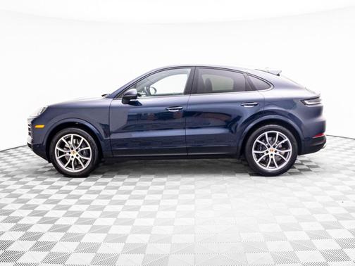 Algarve Blue Metallic 2024 Porsche Cayenne Cayenne
