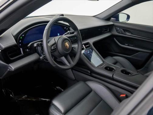 2024 Porsche Taycan Cross Turismo 4S