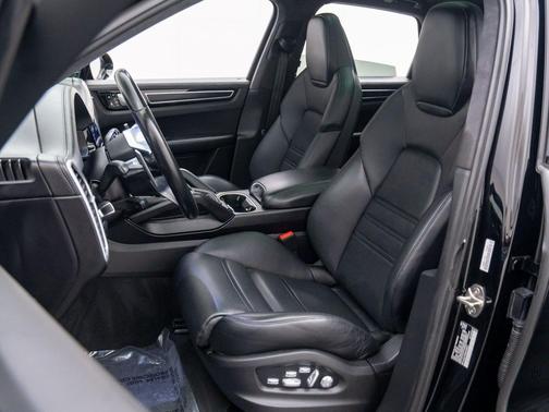 2021 Porsche Cayenne GTS