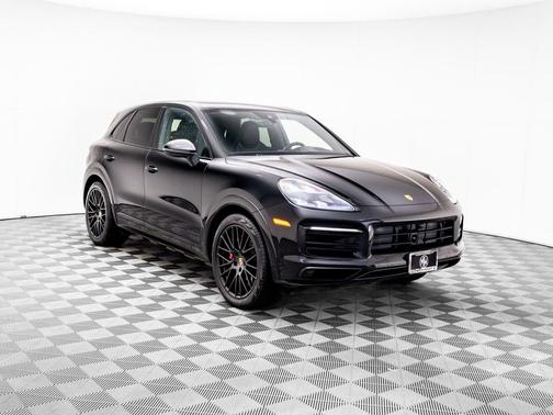 2021 Porsche Cayenne GTS