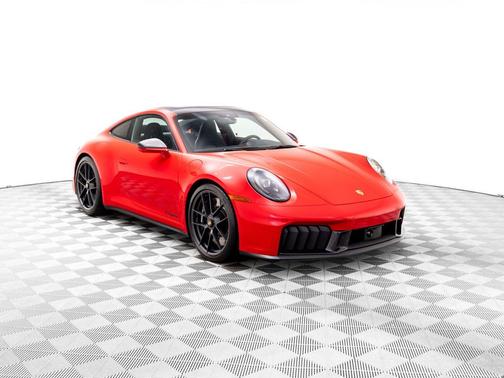 2025 Porsche 911 Carrera GTS