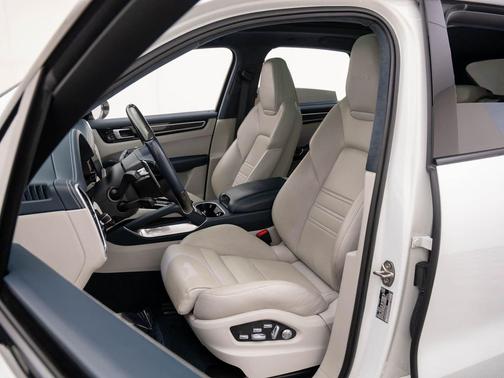 2020 Porsche Cayenne Cayenne Turbo S E-Hybrid