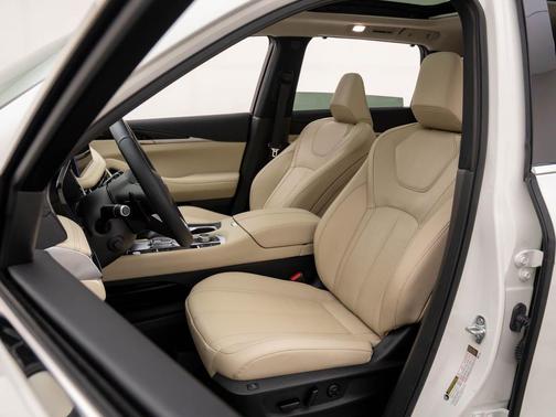 2024 INFINITI QX60 SENSORY