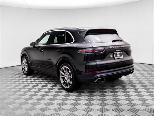 2023 Porsche Cayenne