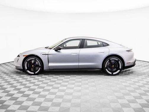 2020 Porsche Taycan Turbo S