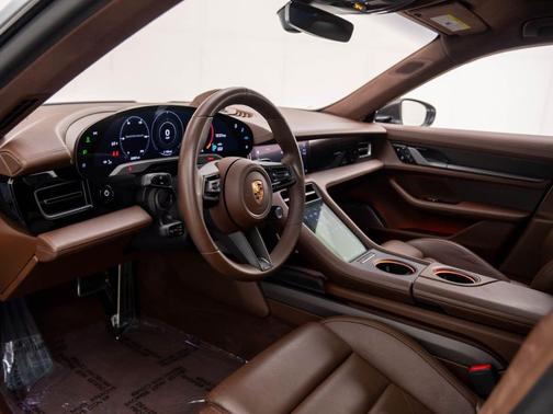 2020 Porsche Taycan Turbo S