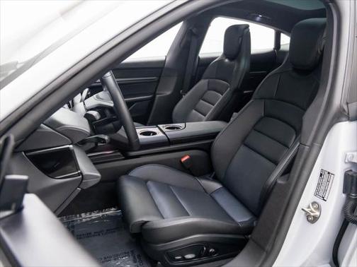 2025 Porsche Taycan