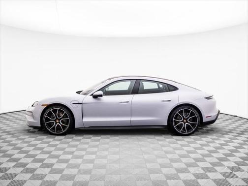 2025 Porsche Taycan
