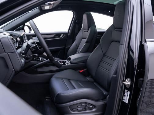 2026 Porsche Cayenne S