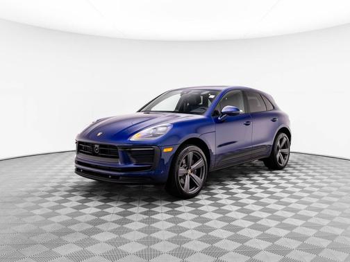 2024 Porsche Macan Base (PDK)