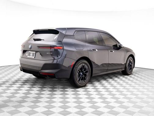 2024 BMW iX xDrive50