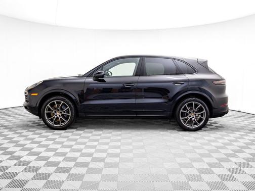 2022 Porsche Cayenne Platinum Edition