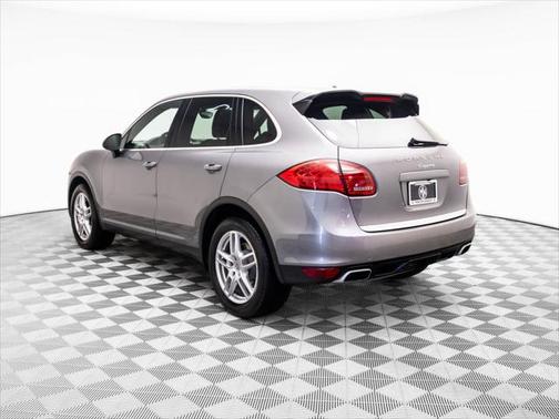 2013 Porsche Cayenne Base