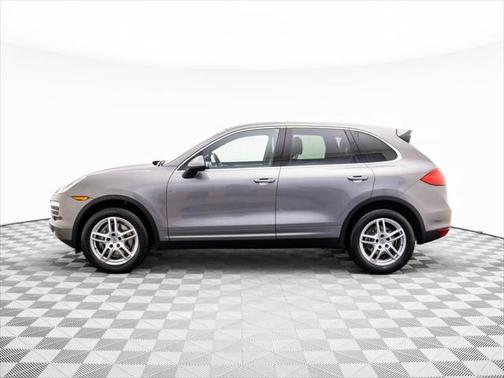 2013 Porsche Cayenne Base
