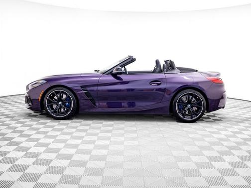 Thundernight Metallic 2024 BMW Z4 M40i