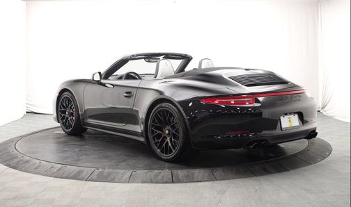 2015 Porsche 911 Carrera 4 GTS