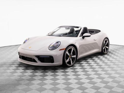 2023 Porsche 911 Carrera