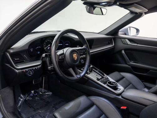 2023 Porsche 911 Carrera