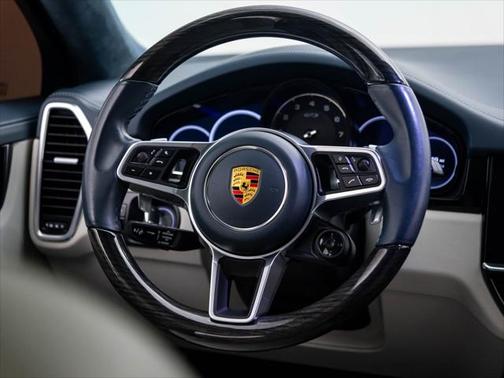 2021 Porsche Cayenne GTS