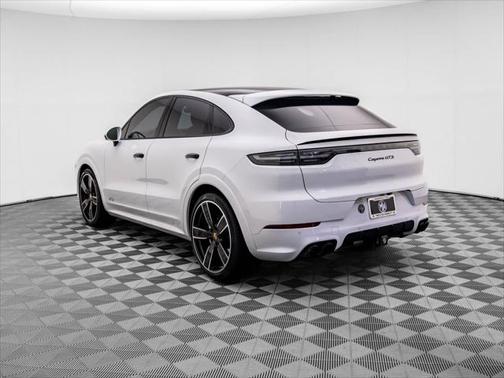 2021 Porsche Cayenne GTS
