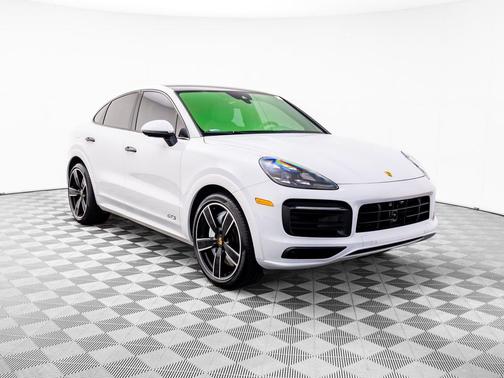 2021 Porsche Cayenne GTS