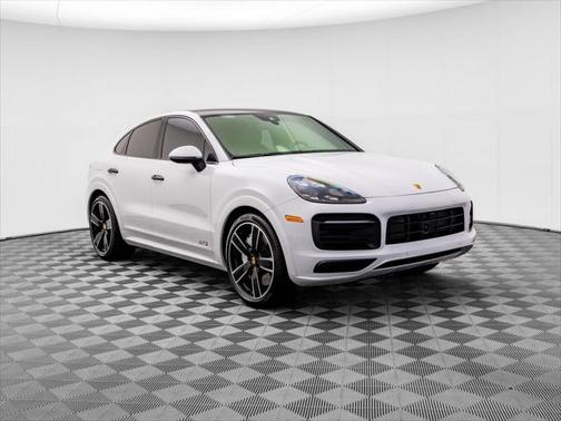 2021 Porsche Cayenne GTS