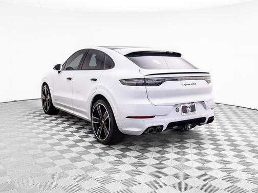 2021 Porsche Cayenne GTS