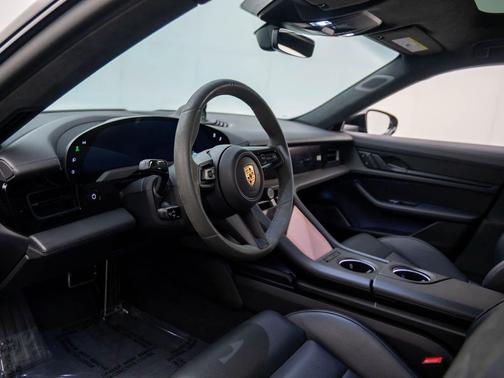 2023 Porsche Taycan GTS